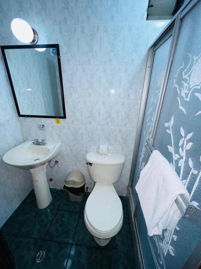 Hotel Estrellita Inn Alameda Кито Экстерьер фото